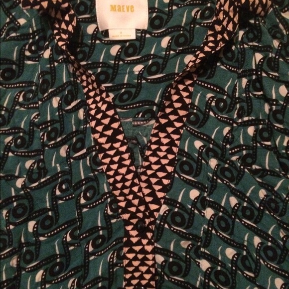 Anthropology Maeve Size 10 Button Down - Picture 4 of 4